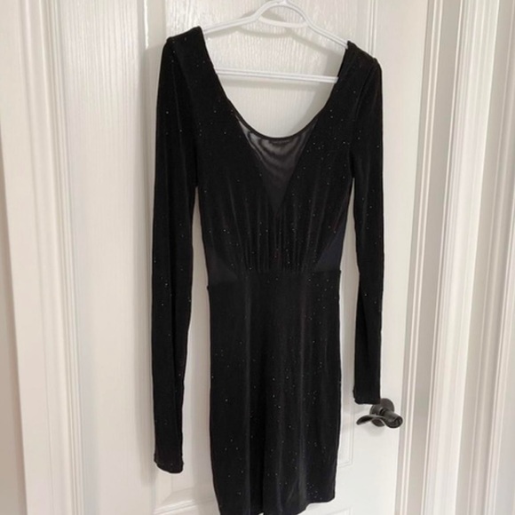 DRESS FROM GUESS - Picture 2 of 3